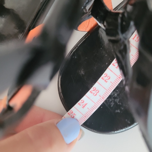 Via Spiga Patent Leather Flat Sandals Size 7 us - Picture 9 of 14